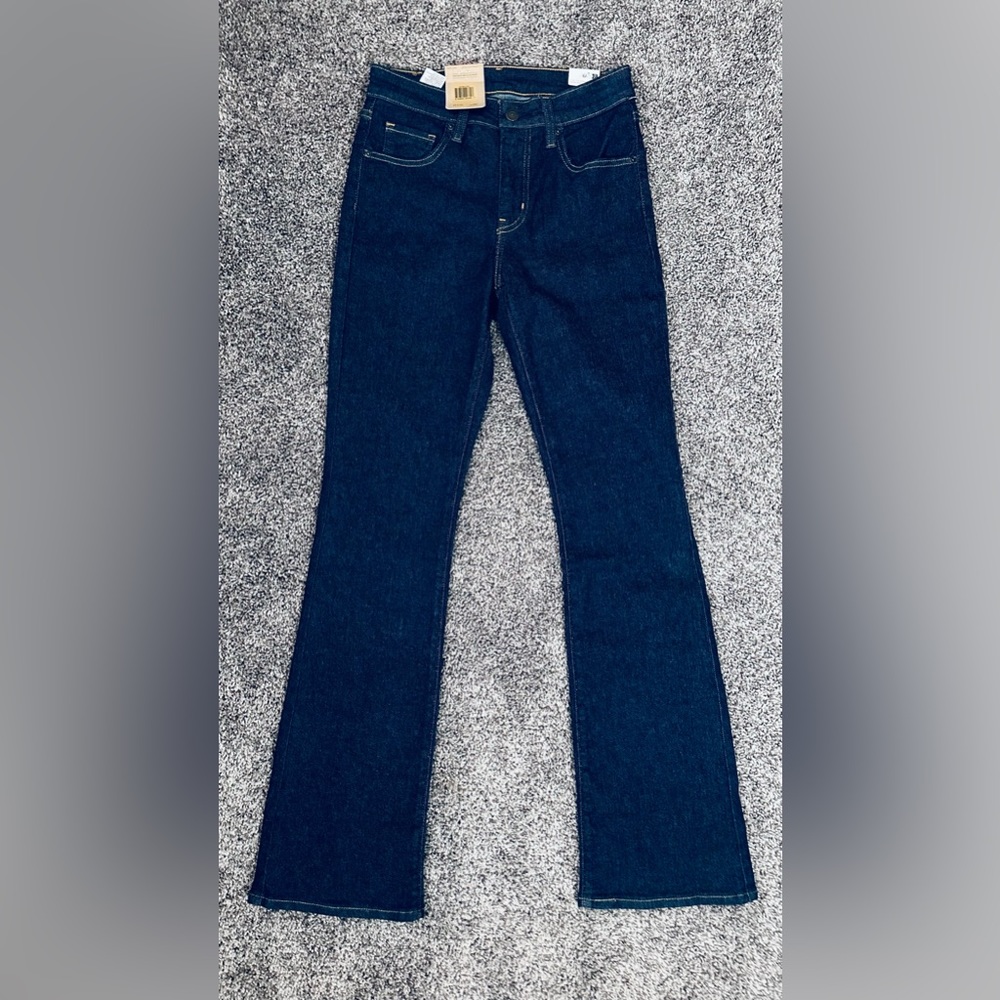 Levi’s jeans 725 high rise boot cut 26x32